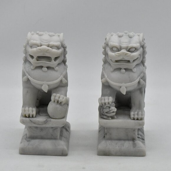 Carved Marble Pair Of Foo Dogs - Picture 3 of 11